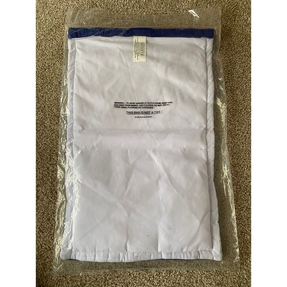 Pockets of Learning Fabric Peace on Earth Nativity Manger Advent Calendar 17×27 - Picture 2 of 3